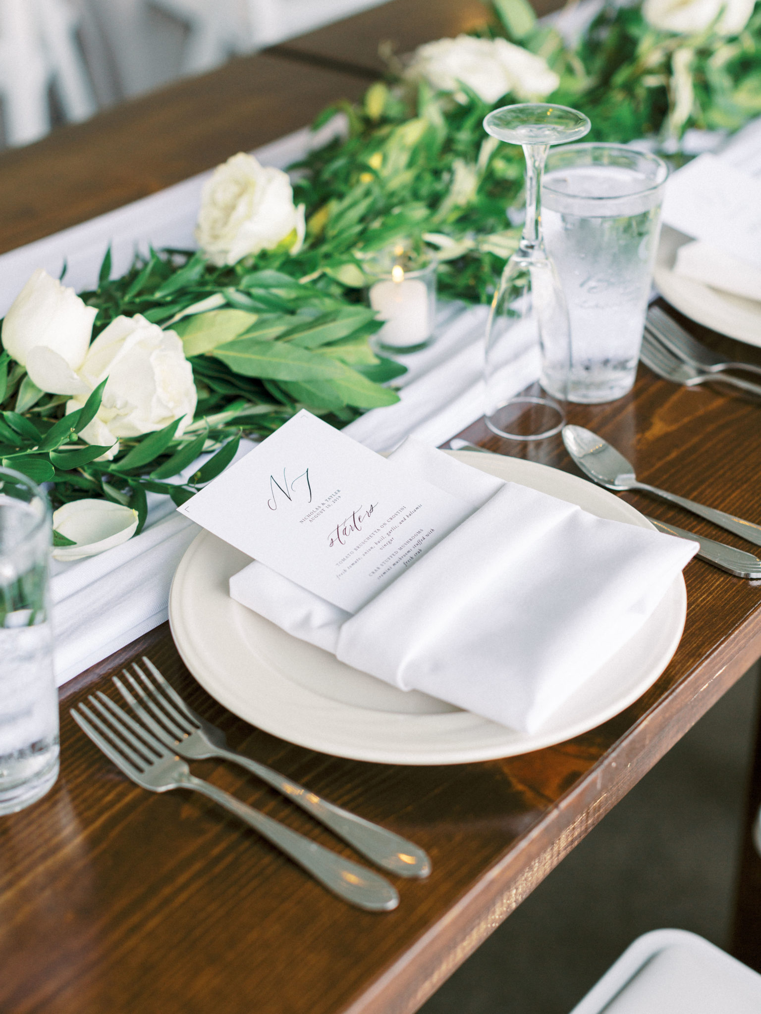 Napkin Folds Wedding Planning Tips Michigan Florist