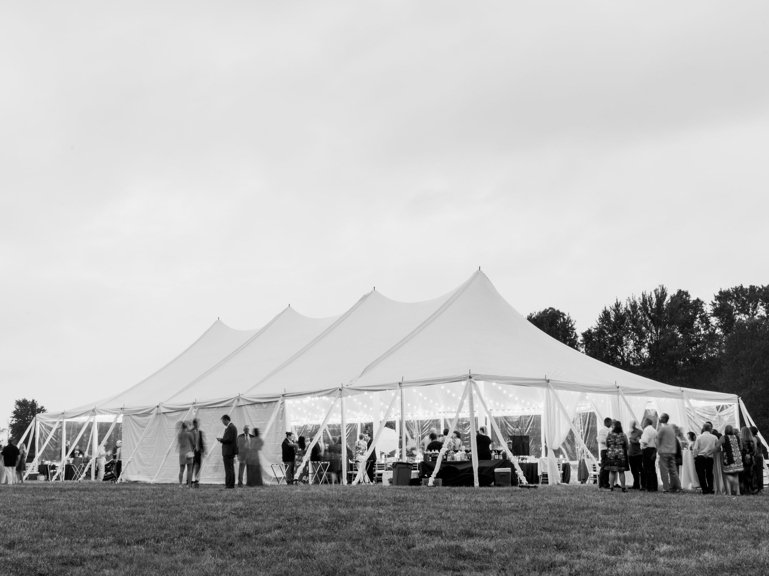 The Ultimate Guide to Planning a Tented Wedding
